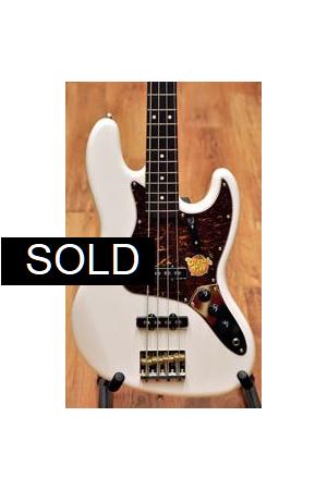 Squier Vintage Vibe Jazz Bass Squier Vintage Vibe Jazz Bass